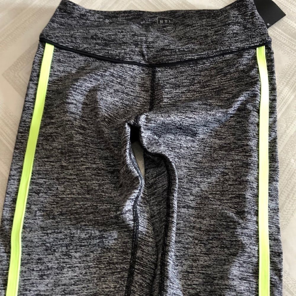 Nylora Grey Ombr Leggings Neon Rainbow Side Stripes Size Xs — image 7 of 8